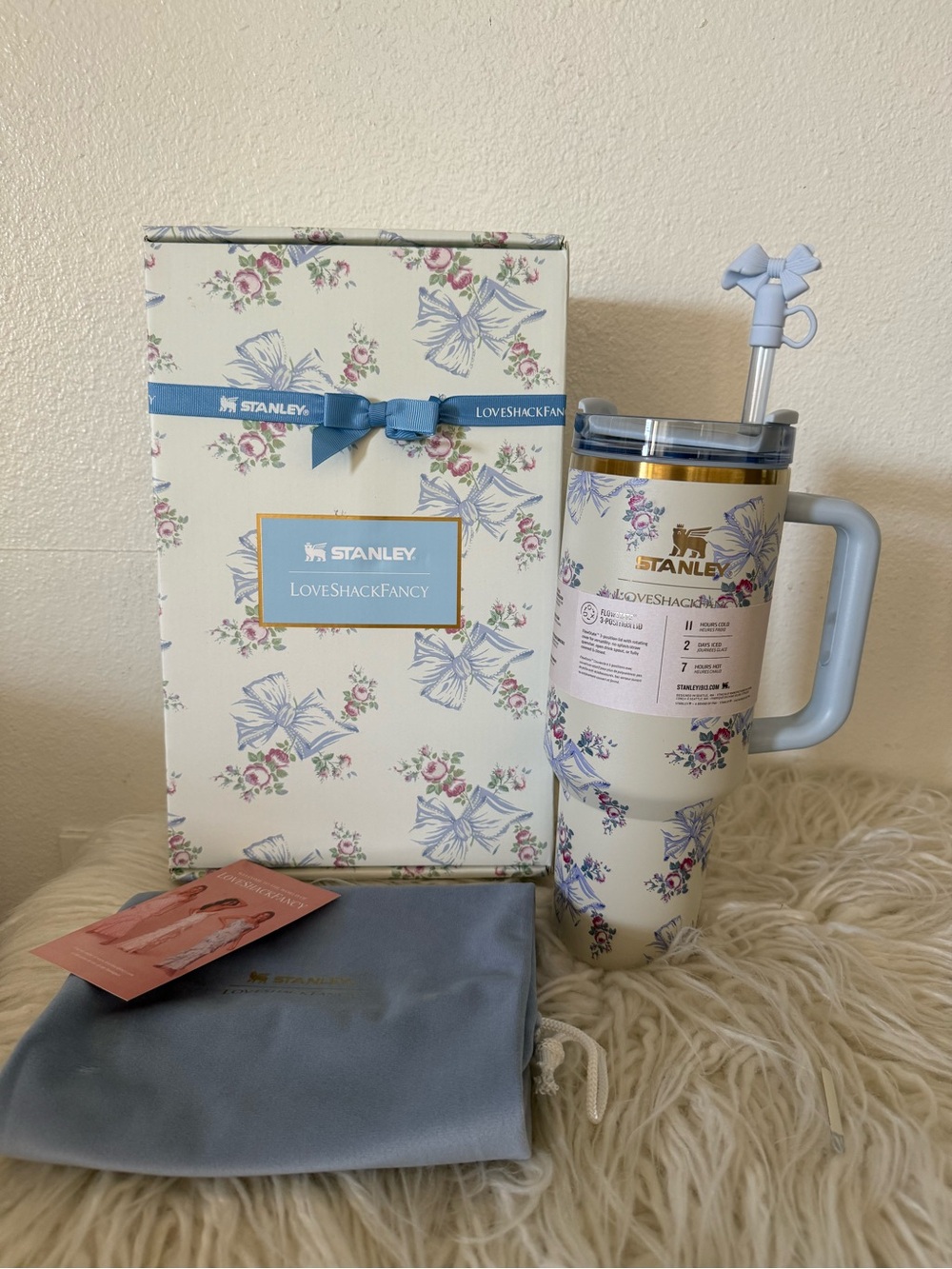 Stanley Cream Floral Travel Tumbler with Light Blue Handle 40oz
